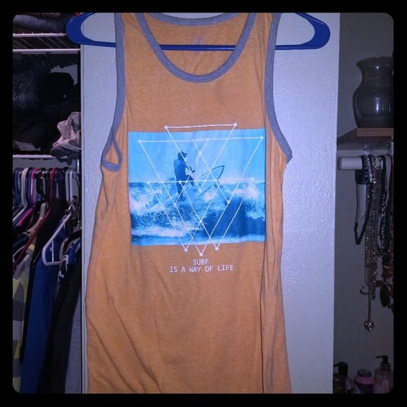 Boys tank top, good condition - Picture 1 of 2